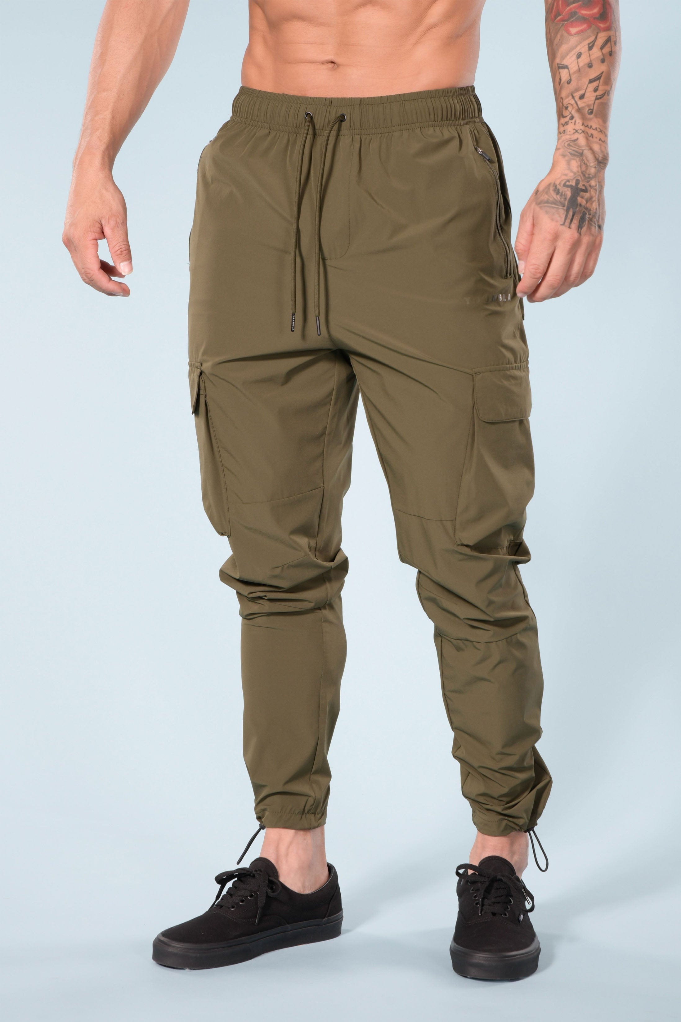 Young La joggers mens L white cargo taperd drawstring camoflauge