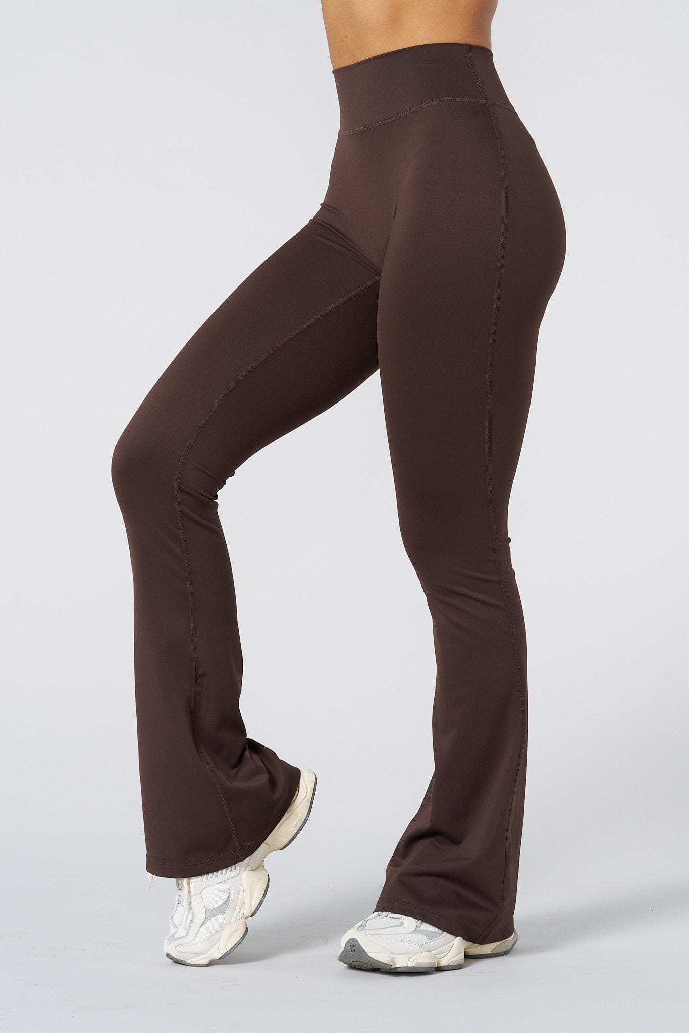 W227 Curve Flare Leggings