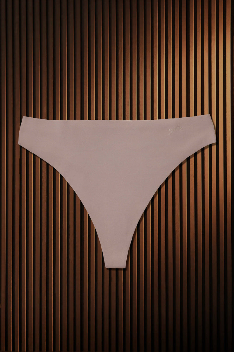 Ice Silk Thongs for Women, No Show Underwear, Pack Italy